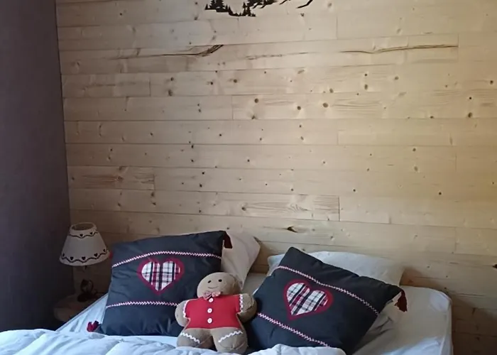 Entre Montagnes Et Lacs Apartmán